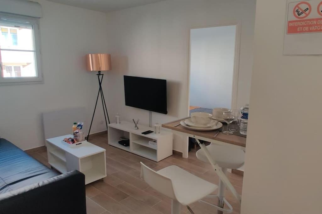 Appart Cosy Auber Porte De Paris Aubervilliers Bagian luar foto